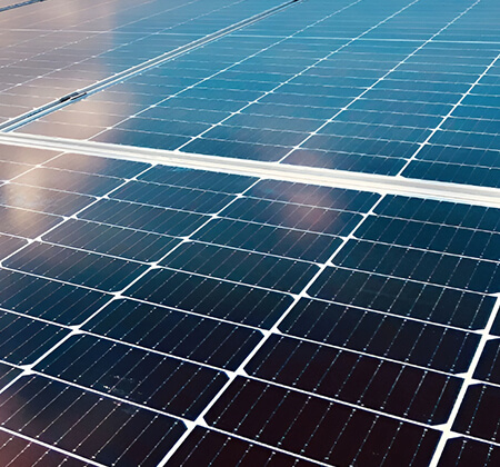 sr_half-cut-solar-cells-cover.